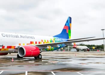 Central Airlines 737-800BCF