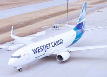 WestJet 737-800BCF